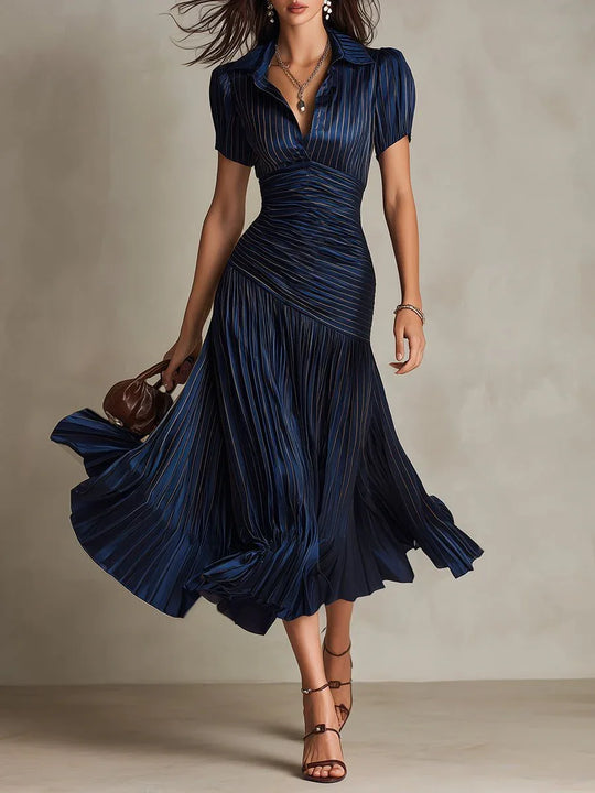 Adriana | Vestido midi satinado de rayas retro - RivenaModa