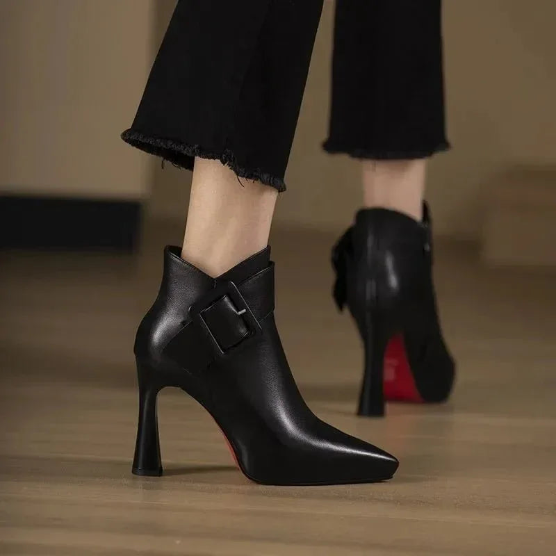Aveline™ – Botines con Hebilla Elegante - RivenaModa