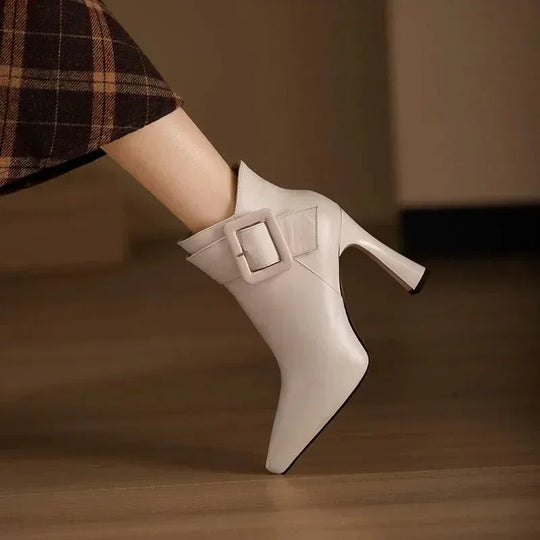 Aveline™ – Botines con Hebilla Elegante - RivenaModa