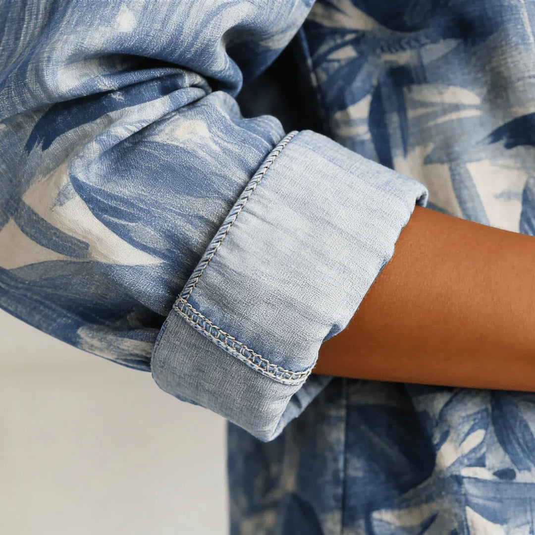 Bega | Blusa de flores azules - RivenaModa