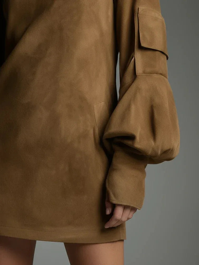 Beli | Minivestido holgado de ante con cuello alto - RivenaModa