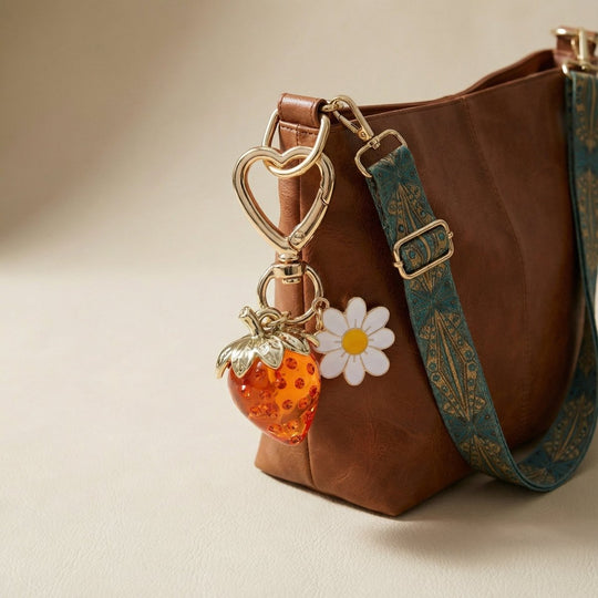 DAISY STRAWBERRY | CHARM - RIVENA MODA