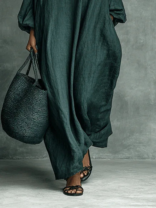Leticia | Vestido maxi fluido con mangas largas y cuello semi alto - RivenaModa