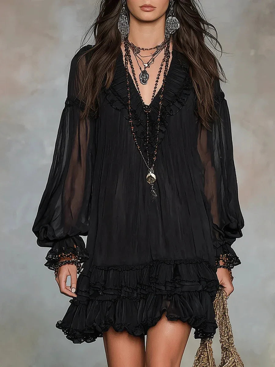 Patricia | Vestido corto negro fluido con escote en V y mangas amplias - RivenaModa