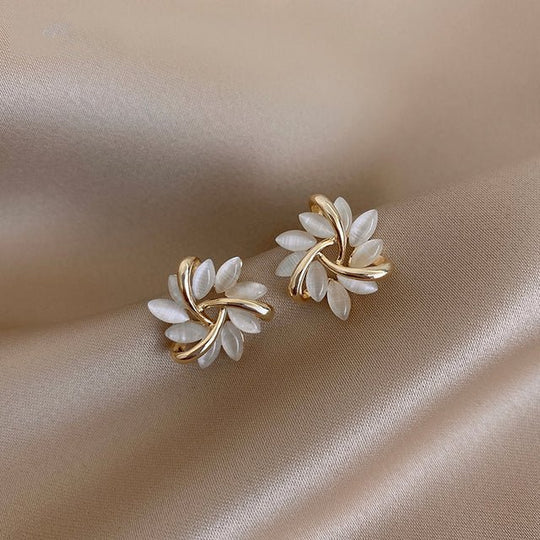 PENDIENTES CON FLOR DE ÓPALO - RIVENA MODA