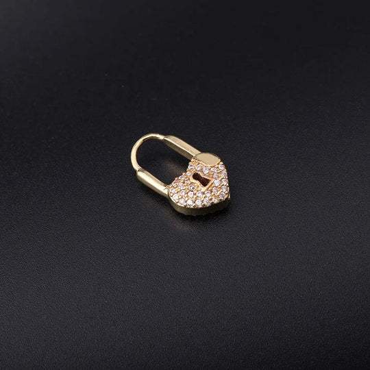 PENDIENTES DE ARO CON CANDADO EN FORMA DE CORAZÓN - RIVENA MODA