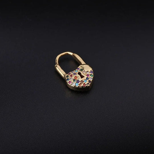 PENDIENTES DE ARO CON CANDADO EN FORMA DE CORAZÓN - RIVENA MODA
