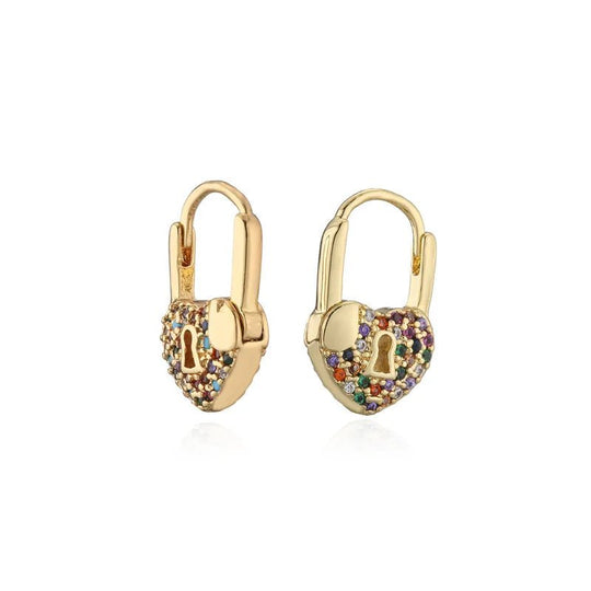 PENDIENTES DE ARO CON CANDADO EN FORMA DE CORAZÓN - RIVENA MODA