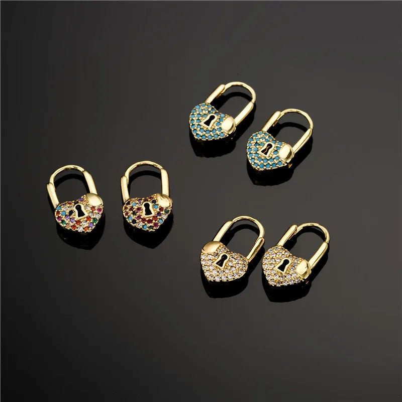 PENDIENTES DE ARO CON CANDADO EN FORMA DE CORAZÓN - RIVENA MODA