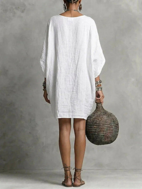 Teresa | Vestido corto fluido de algodón con cuello caído y manga amplia - RivenaModa